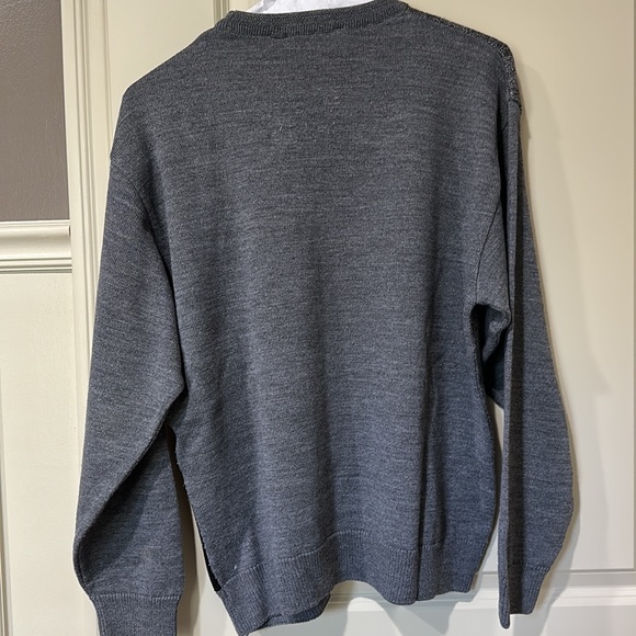 Merino wool and acrylic gray and black long sleeve sweater size Medium - Picture 3 of 5
